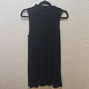 Soprano Elegant Black Sleeveless Mini Dress